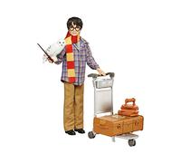 Harry Potter Collectible Platform 9 3/4 Doll (10-inch), Posable, Wearing Travel Fashion, with Hedwig, Luggage & Accessories, Gift for Collectors and Kids 6 Years Old and Up, GXW31