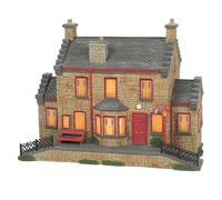 Enesco Harry Potter Illuminated Buildings Hogsmeade Station (17.8cm)