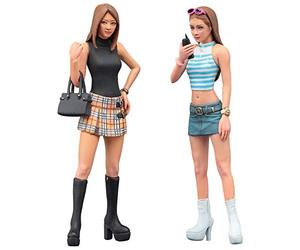 Hasegawa 1: 24 90'S Platform Boots Girls Figure - Two Kits In One Box