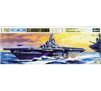 Hasegawa 44707 1:700th scale U.S. Aircraft Carrier USS Essex CV-9 Water Line