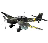 Hasegawa Junkers Ju87G Stuka Kanonenvogel German Anti-Tank Attacker w/Figures 1-32 by