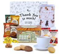 Hattie's Gifts Dog Walker Thank You Hamper, Tea, Fudge & Biscuits Gift Set | Thank You for Looking After My Dog Fudge Tin, English Tea Room Tea Tin & Walkers Biscuits, Dog Walker Christmas Thank You
