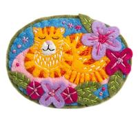Hawthorn Handmade Ginger Cat Felt Craft Brooch Kit. Craft Kits for Adults, Includes Wool Felt Sheets, DMC Cotton Thread, Embroidery Needle, Instructions & More. Ideal Crafts for Adults - 8cm Diameter
