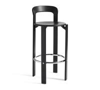 Optimierter Klassiker: Rey Barstool von Hay Die Kollektion des Schweizer Designers Bruno Rey von 1971 kombiniert Hay mit den von Dietiker patentierten schraubenlosen Holz-Metall-Verbindungen und lässt