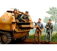 Hobbyboss 1: 35 - German Self Propelled Gun (SPG) Crew