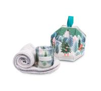 Heart & Home Candle and Socks Gift Set - Vegan Friendly Soy Blend - Soft Warm Socks for Christmas Gifting and Home Fragrance