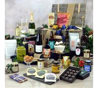 Heather and Bale Festive Northumberland Luxury Hamper - Anniversary/Birthday/Congratulations/Easter/Father's Day/For Her/For Him/Housewarming/Mother's Day/Valentine's Day - Wicker Basket