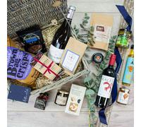 Heather and Bale Hazon Luxury Vegetarian Hamper - Anniversary/Birthday/Congratulations/Easter/Father's Day/For Her/For Him/Housewarming/Mother's Day/Valentine's Day - Wicker Basket