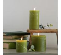 Heavenly Homes and Gardens 1x Vibrant Light Green Pillar Candle - 3 Sizes - Sold Individually, Unscented, Rustic Coloured Chunky Candles, Through Coloured Vibrant Green Pillar Candles (7 x 7.5cm)