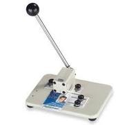 Heavy-duty table top slot punch