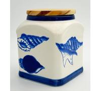 Heiko Blume Ceramic Storage Jar with Wooden Lid in Nautical Design - Blue and White Shell Decoration, Airtight with Silicone Ring - 10 x 7.5 x 7.5 cm - Spice Jar, Tea Canister, Kitchen Decoration in