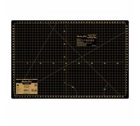 Hemline Gold Cutting Mat: Medium: 45 x 30cm