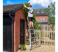 Henchman Fully Adjustable Tripod Ladder - 2.4M