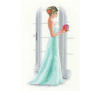 Heritage Crafts Elegance Cross Stitch Kit - Daisy (Aida)