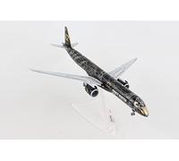 herpa 571852 Airbus Embraer E195-E2 TechLion Model Aeroplane Model Making Miniature Models Collectible Item, Multi-Colour