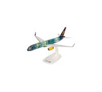 Herpa Snap-fit airplane model Icelandair Boeing 757-200 - TF-FIU on scale of 1 : 200, plastic miniature with pedastal, model building, collectors edition