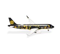 Herpa airplane model Eurowings Airbus A320 "BVB Fanairbus" - D-AEWM on a scale of 1 : 500, metal miniature without pedastal, model building, collectors edition