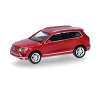 Herpa car model VW Touareg, on a scale of 1:87, plastic miniature, made in Germany, collectors edition, tornado red