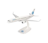 Herpa Snap-fit airplane model Pan Am Boeing 757-200 "Tracing the Transatlantic" on scale of 1:200, plastic miniature with pedastal, model building, collectors edition