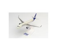 Herpa Snap-fit airplane model SAS Scandinavian Airlines Airbus A320 Neo-SE-ROX Roar Viking on scale of 1:200, plastic miniature with pedastal, model building, collectors edition