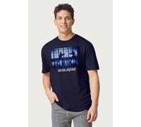 Highlander Men's 1986 Immortals Clash Swords T-Shirt in Navy | Size: Small Highlander Navy S