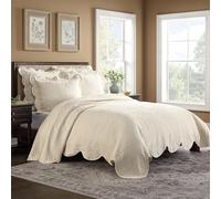 Historic Charleston Charleston Estate Modern Farmhouse Floral Matelasse Bedspread with Scalloped Edges, 100% Cotton Breathable Bedding, King/Cal King, Ivory Floral