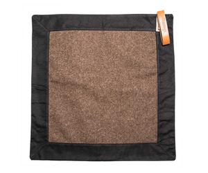 Hitch and Roam | Roamers Roll | Field Rug | Picnic Rug | Black/Brown Slim