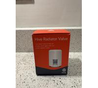 Hive UK7004240 Smart Heating Thermostatic Radiator Valve (TRV) with Smartphone Compatibility, White