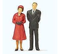 HM The Queen & Prince Philip HO/OO Gauge Preiser 28132