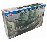 Hobbyboss 1:35 Scale Leopard II A5DK Model Kit (Grey)
