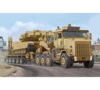 Hobbyboss 85502 1:35th scale M1070 Truck Tractor & M1000 Heavy Equipment Trailer