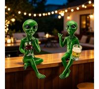 hogarevrumah 2 Pcs Green Party Alien Statue Set, Wine & Beer Drinking Alien Ledge Lounger Figurines, Funny Extraterrestrial Shelf Sitter for Home Garden Bar Decor