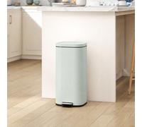 HOMCOM 30L Kitchen Bin with Lid Compact Pedal Bin Soft-Close Green | Stay-Open Lid, Removable Inner Bucket, Fingerprint-Resistant, Kitchen, Home Office, Bedroom