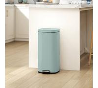 HOMCOM 30L Kitchen Bin with Lid, Compact Pedal Bin with Soft-Close and Stay-Open Lid, Removable Inner Bucket, Fingerprint-Resistant for Kitchen, Home, Office, Bedroom, Green