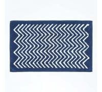 HOMESCAPES Super Absorbent Soft ‘Tidal’ Blue and White 100% Cotton Bathmat with Geometric Chevron Pattern and Non Slip Latex Backing, 50 x 80 cm Large Shower Mat Machine Washable