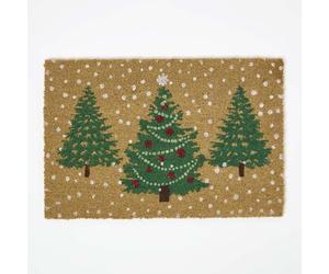HOMESCAPES Christmas Door Mat, Xmas Pine Trees in Snowfall Coir Door Mats, Non-slip PVC Backing, Durable Heavy Duty Dirt-Trapper Doormat Indoor Outdoor for Entryways, Front door & Entrances 60x40cm
