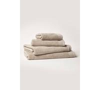 HOMESCAPES Taupe Bath Towel 700 GSM Combed 100% Egyptian Cotton Towel 70 x 130 cm