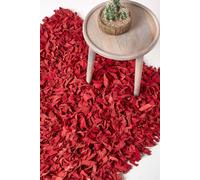 HOMESCAPES Dallas Leather Shaggy Rug - Red - 90 x 150 cm