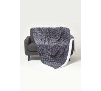 HOMESCAPES Patterned Sherpa Fleece Throw Blanket - Soft Velvet Sofa Throw, Warm Fluffy Blanket For Beds, Thick & Cosy Reversible Blankets, Triangular Geometric Design - Dark Grey, 160 x 200cm