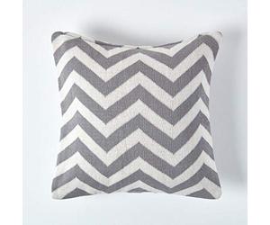 HOMESCAPES Grey Knitted Cushion Cover Geometric Pattern Cotton Cushion Super Soft Handwoven Silver Grey and Off White 100% Cotton Chevron Herringbone Square Cushion, 45 x 45 cm
