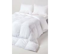 HOMESCAPES Double Duvet 13.5 Tog, Hotel Quality Soft Touch 'Feels Like Down' Super Microfibre Quilt, Box Stitched, Lightweight Autumn Winter Duvets, Hypoallergenic & Machine Washable