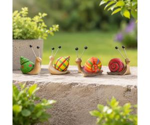 HomeZone Mini Snail Ornaments Set of 4 - Colourful Resin Animal Garden Decorations with Wobbly Antennae - Small Outdoor Garden Statues for Plant Pots, Fairy Gardens, Patio & Home Décor