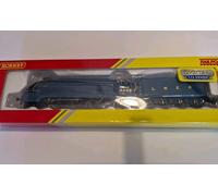 Hornby Steam Train - R3395TTS RailRoad LNER, A4 Class, 4-6-2, 4468 ‘Mallard’ - Era 3 00 Gauge Locomotives for Train Set, Engine Models for Adults - 1:76 Scale Model Gift