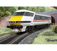 Hornby R40448 BR Intercity Mk4 DVT 82218 Coaches