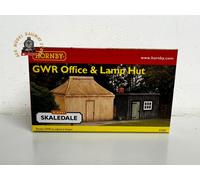 Hornby R7369 GWR Lamp Room & Private Office Pack