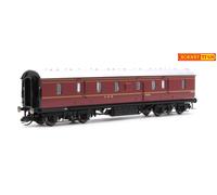 TT:120 Hornby Coach Car - TT4010 LMS 50’ Passenger Brake, 31236 - Era 3 Train Toy, TT Gauge Carriage for Train Set, Rolling Stock Models for Adults - 1:120 Scale Model Gift
