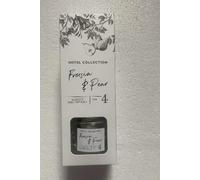 Hot Collections No.4 Freesia and Pear Scented Reed Diffuser, 100ml (1)