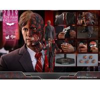 Hot Toys 1/6 MMS546 Two-Face Harvey Dent The Dark Knight In Stock Action Figure