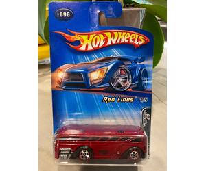 Hot Wheels 2005 096 Red Lines 1/5 Surfin' S'cool Bus New MISB