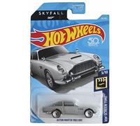 Hot Wheels Disney Pixar Cars Faregame, 1:55 Scale Metal Diecast Car Toy, Kids
